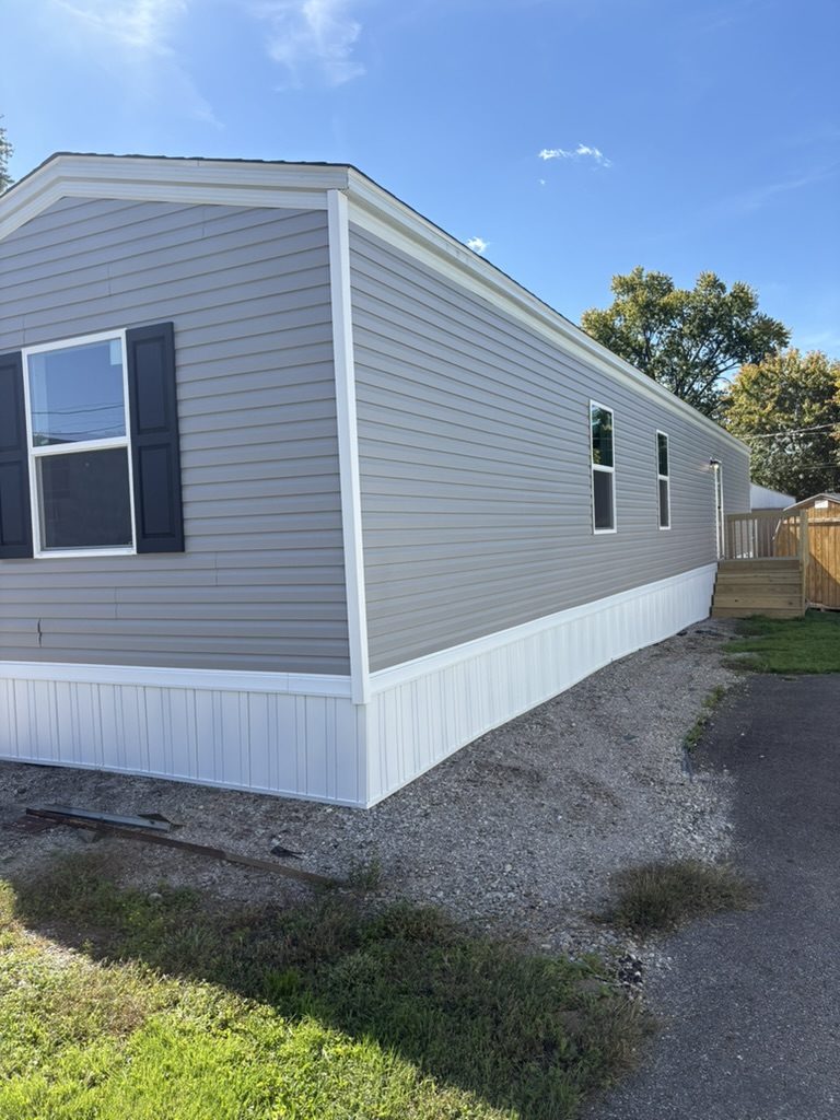 Exterior side view of the Hickory